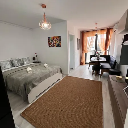 Bed & Breakfast One Hills *